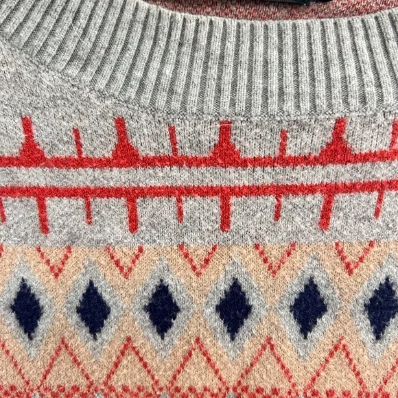 Patterned Sweater - Picture 2 of 3